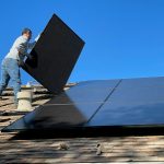 Installer des panneaux solaires pour alimenter une borne de recharge auto : analyse de rentabilité